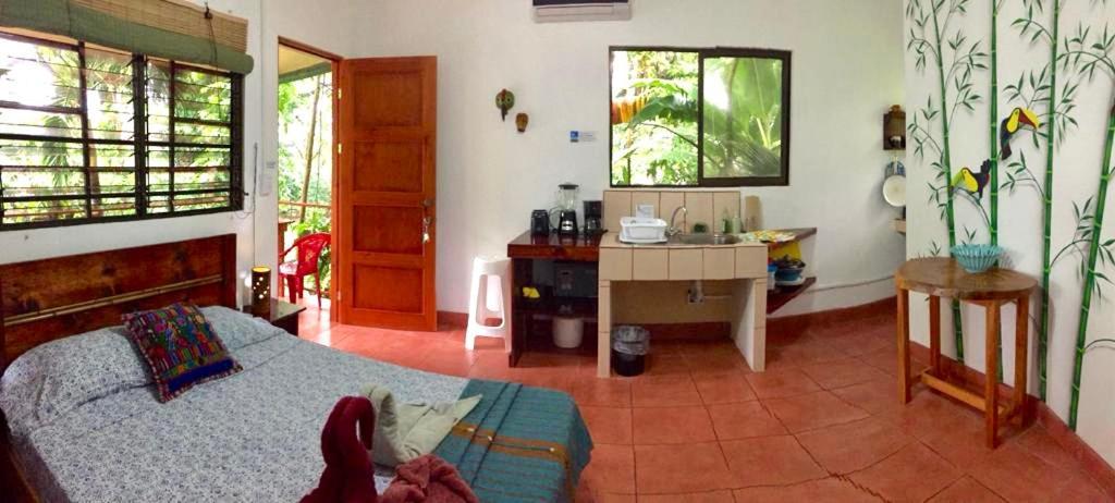 Hotel Tropical Sands Dominical Eksteriør billede